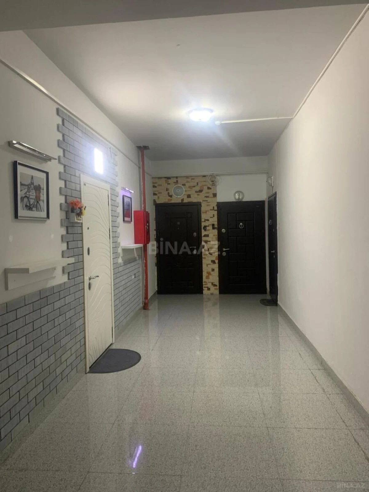 Satılır 2 otaqlı mənzil 75 m²