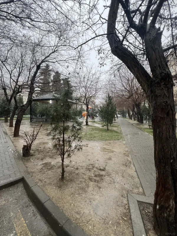 Satılır 2 otaqlı mənzil 58 m²