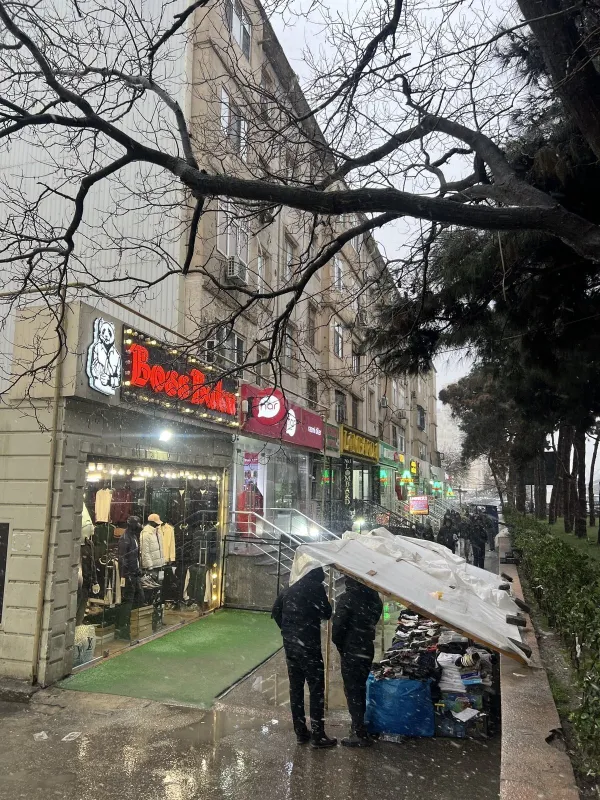 Satılır 2 otaqlı mənzil 58 m²