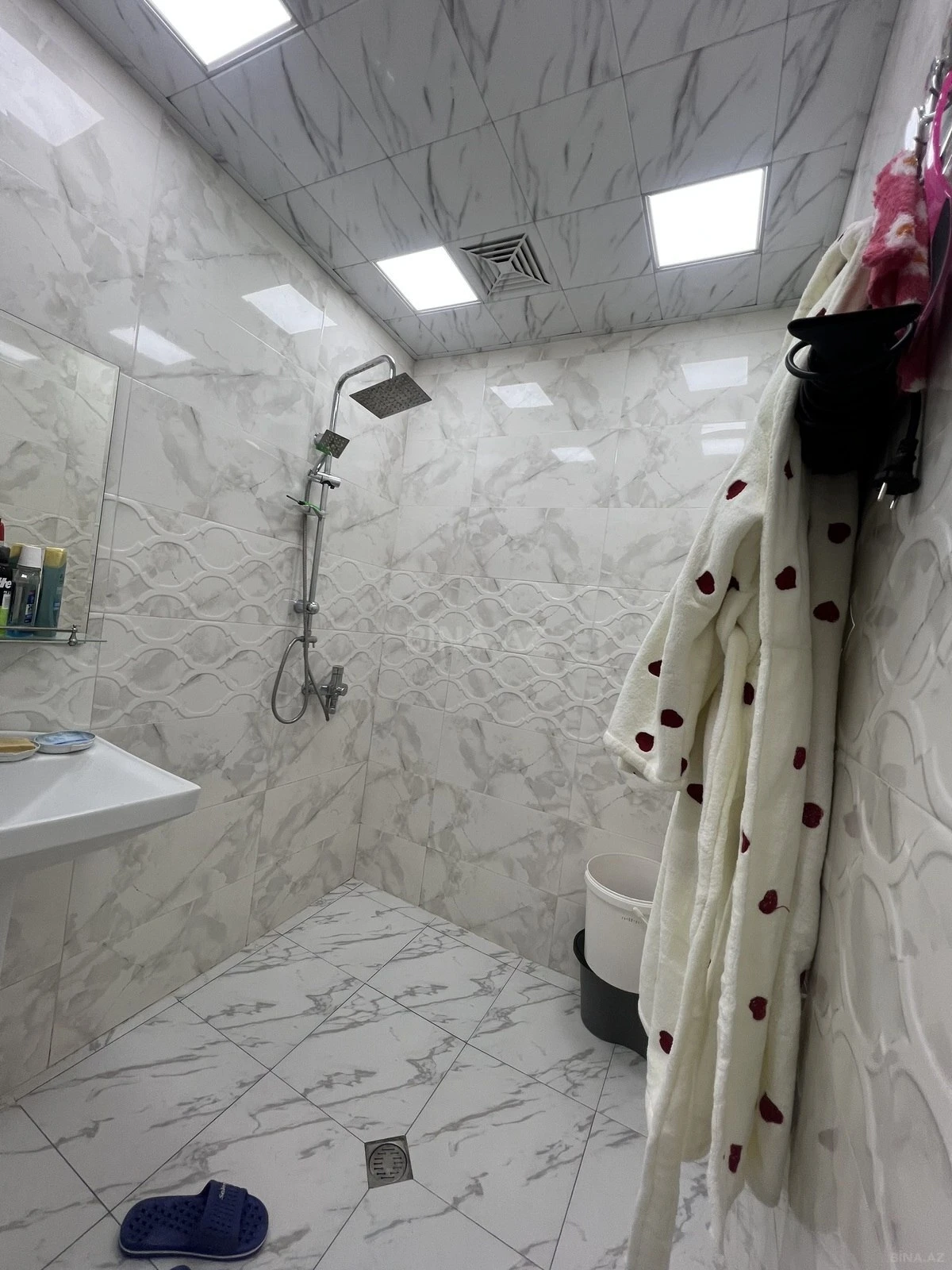 Satılır 2 otaqlı mənzil 58 m²