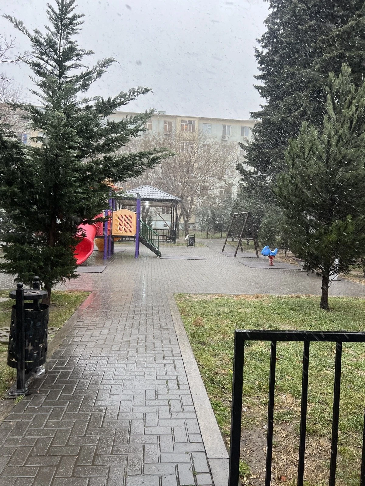 Satılır 2 otaqlı mənzil 58 m²