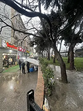 Satılır 2 otaqlı mənzil 58 m²