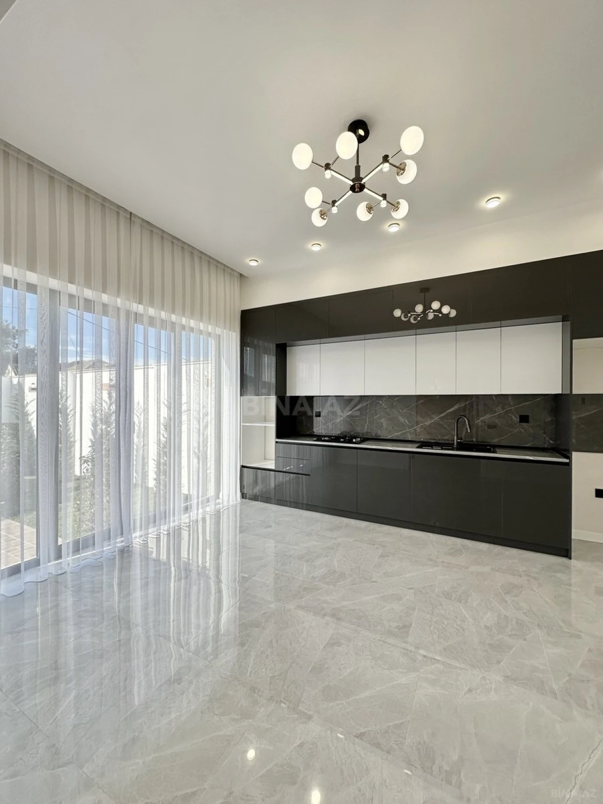 Satılır 4 otaqlı həyət evi 150 m²