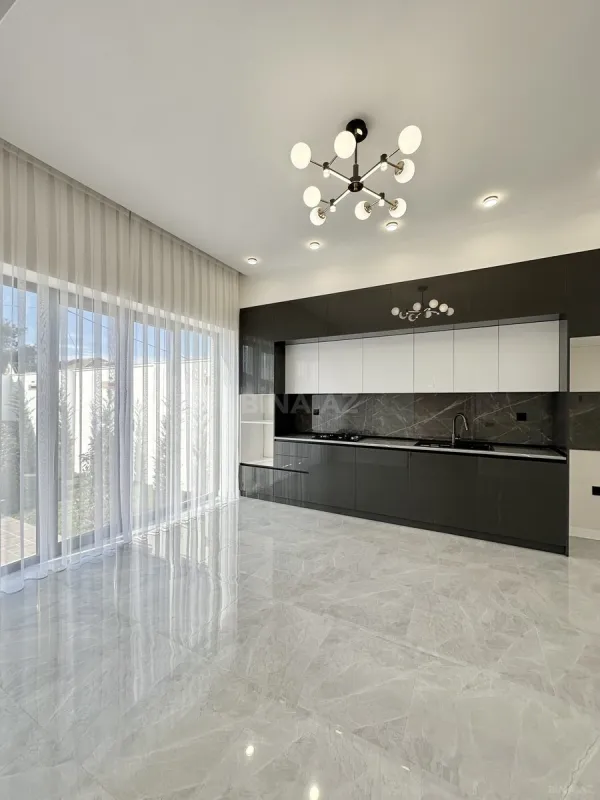 Satılır 4 otaqlı həyət evi 150 m²