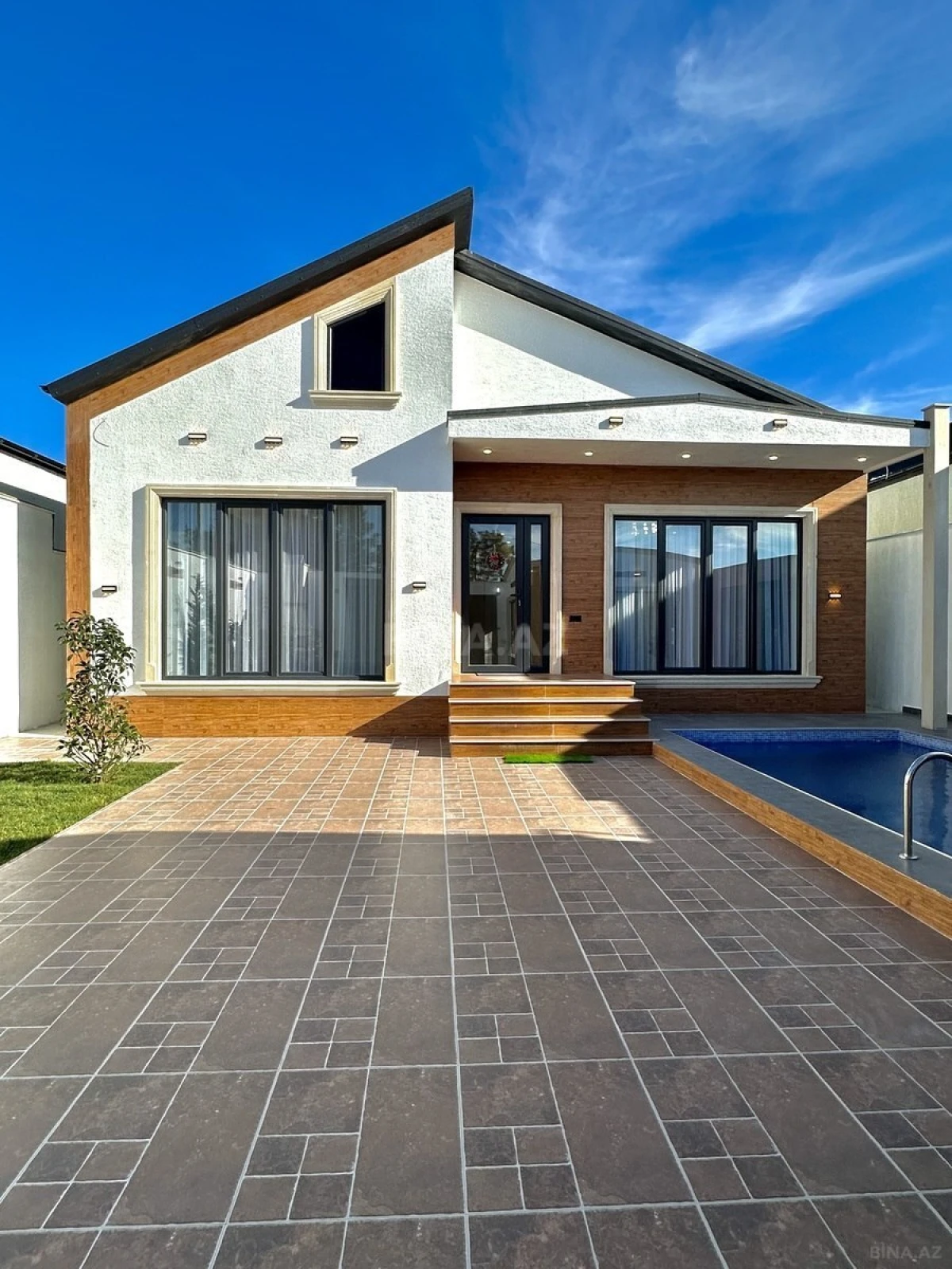 Satılır 4 otaqlı həyət evi 150 m²