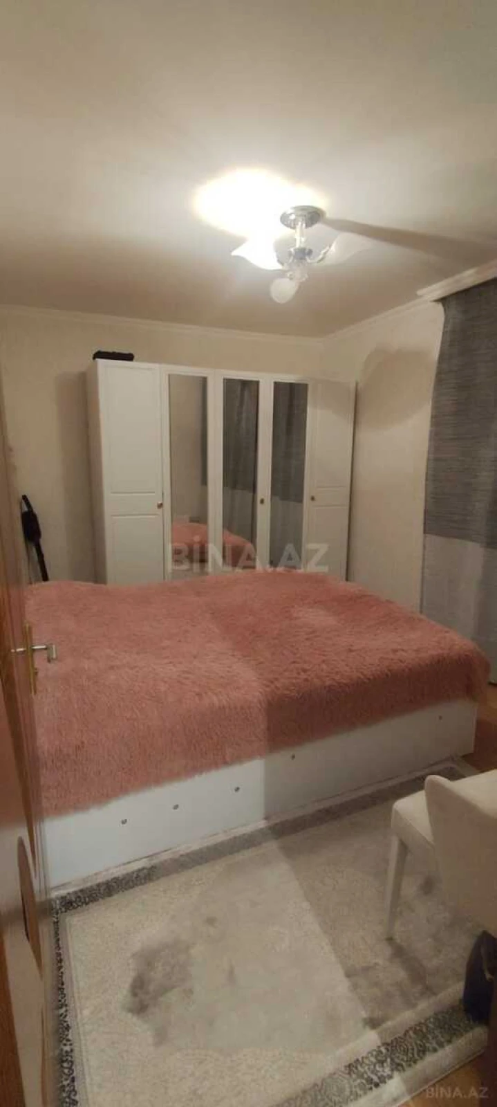 Satılır 2 otaqlı mənzil 60 m²