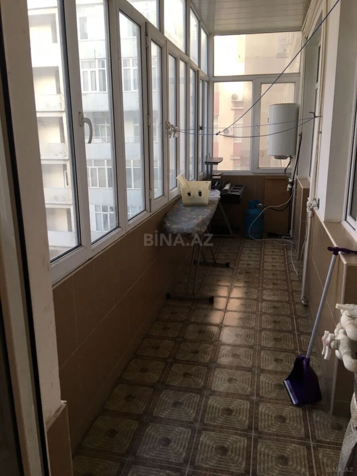 Kirayə verilir 2 otaqlı mənzil 91 m²