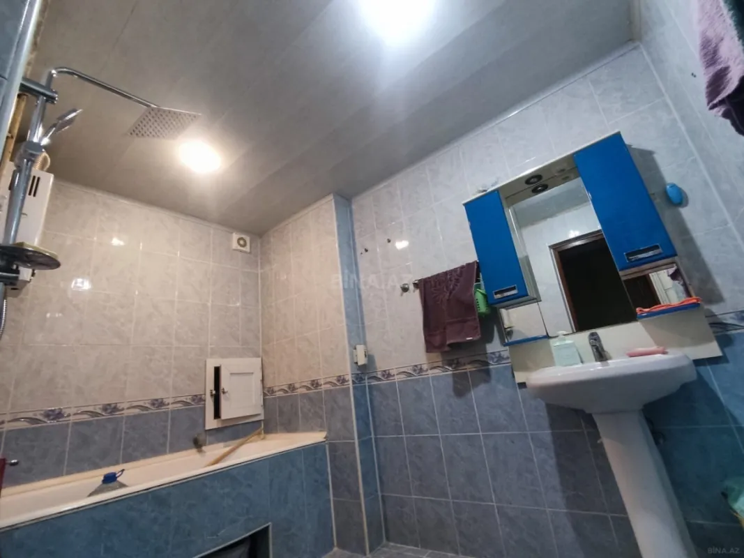 Satılır 3 otaqlı mənzil 109 m²