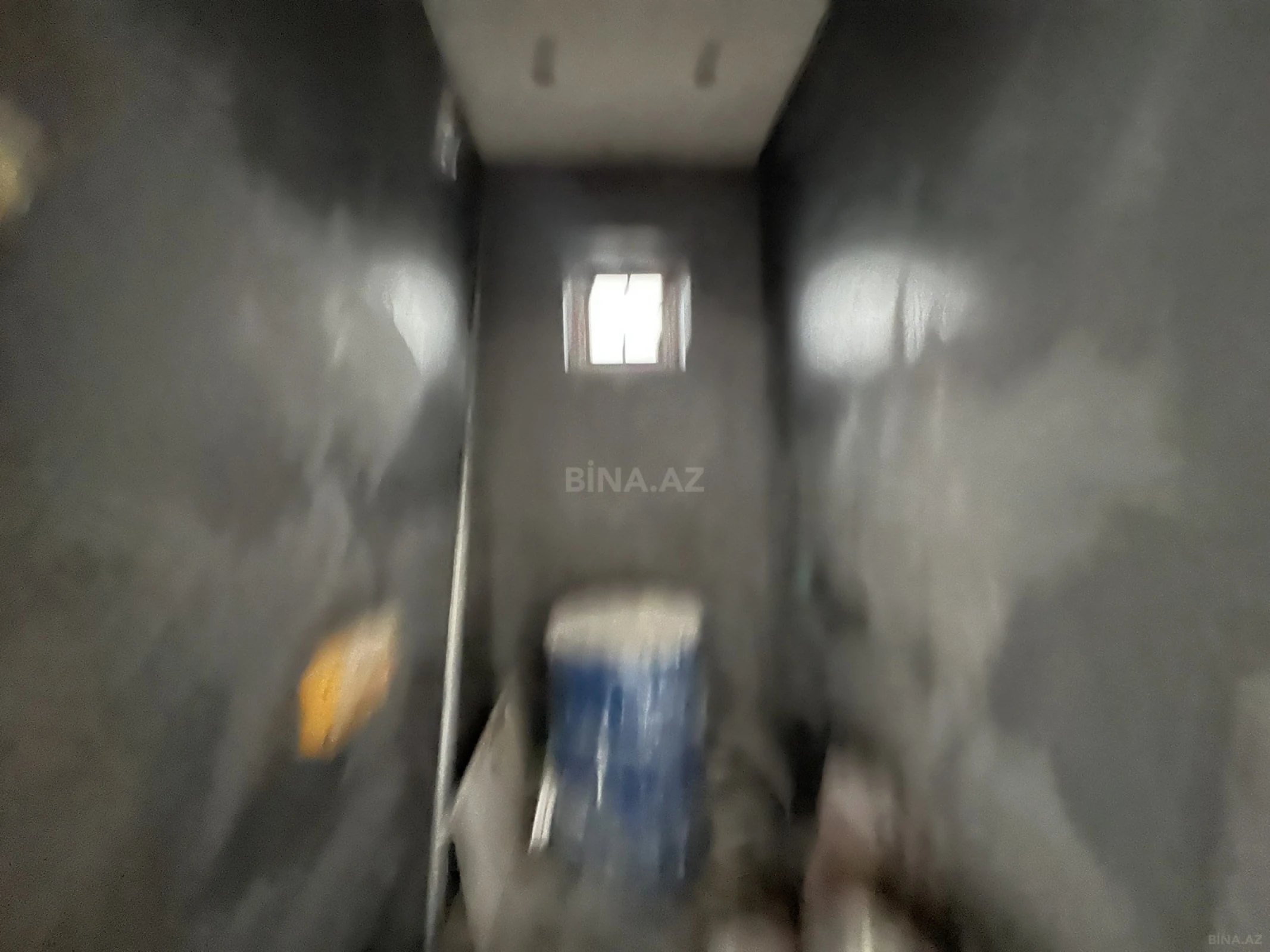 Satılır 6 otaqlı həyət evi 240 m²