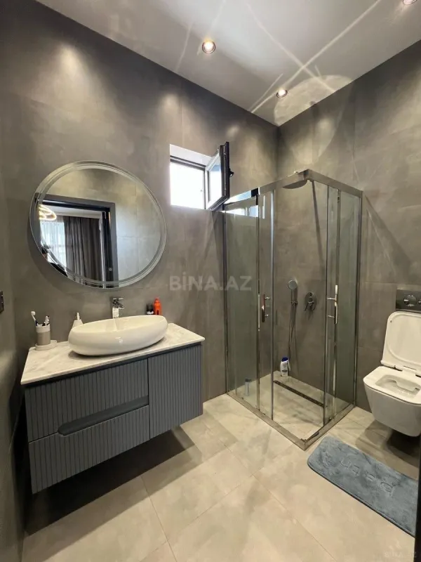 Kirayə verilir 4 otaqlı həyət evi 240 m²