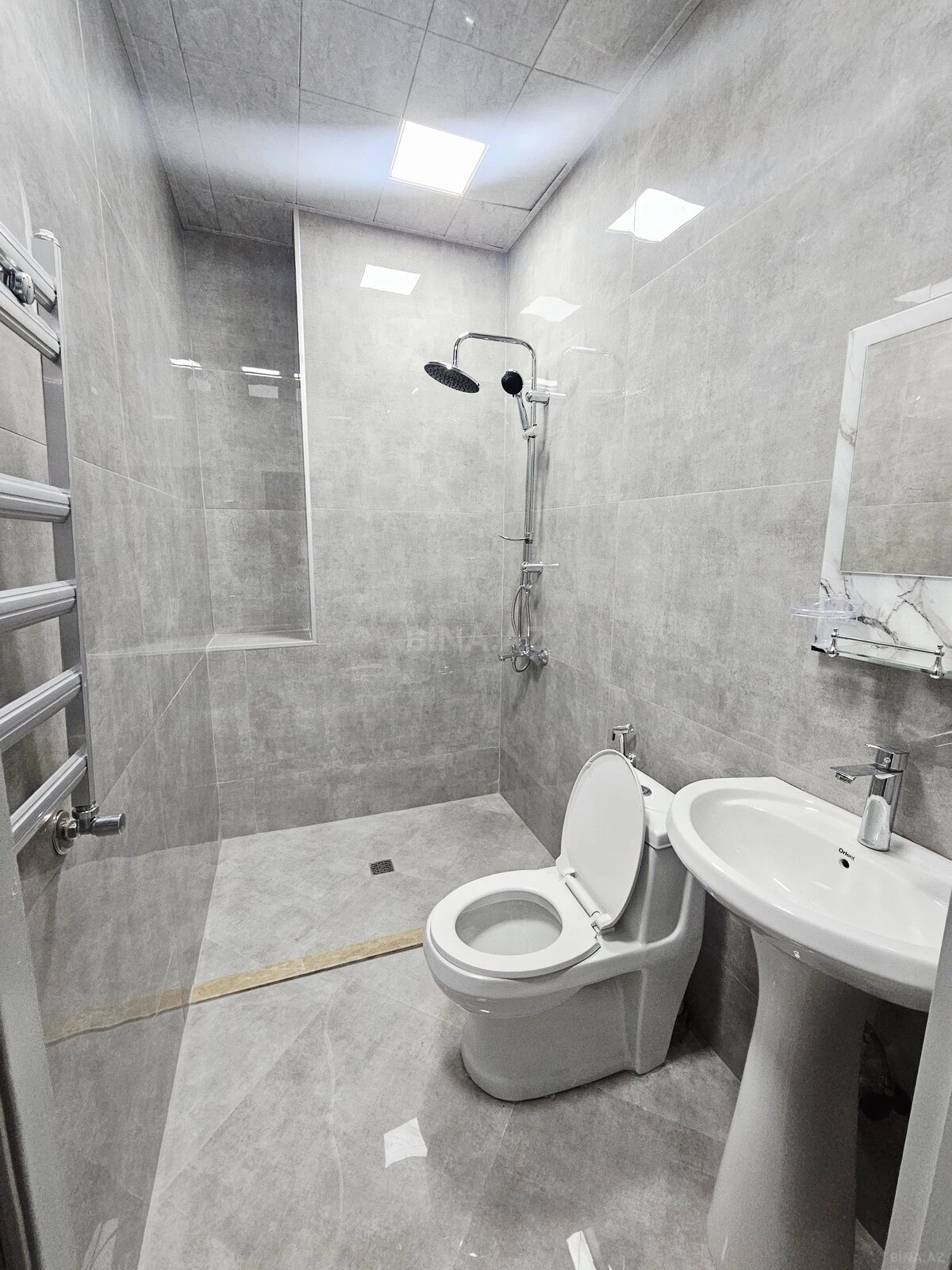 Satılır 3 otaqlı mənzil 69 m²
