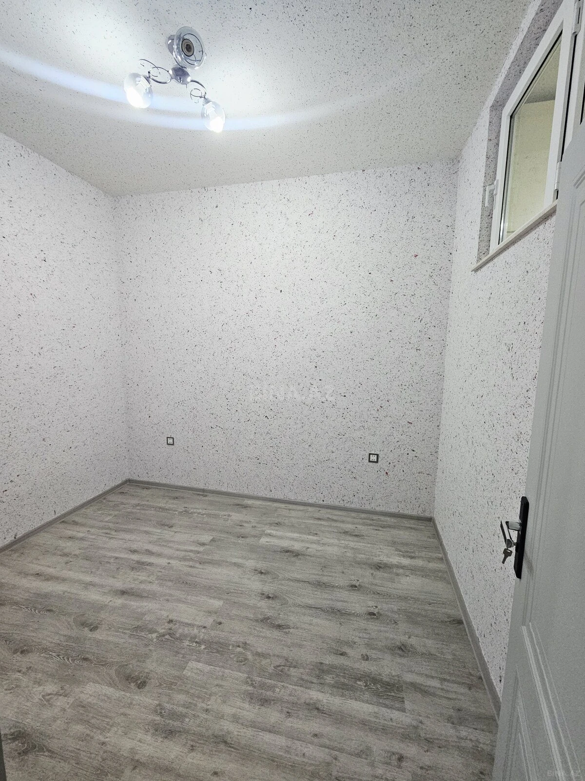 Satılır 3 otaqlı mənzil 69 m²