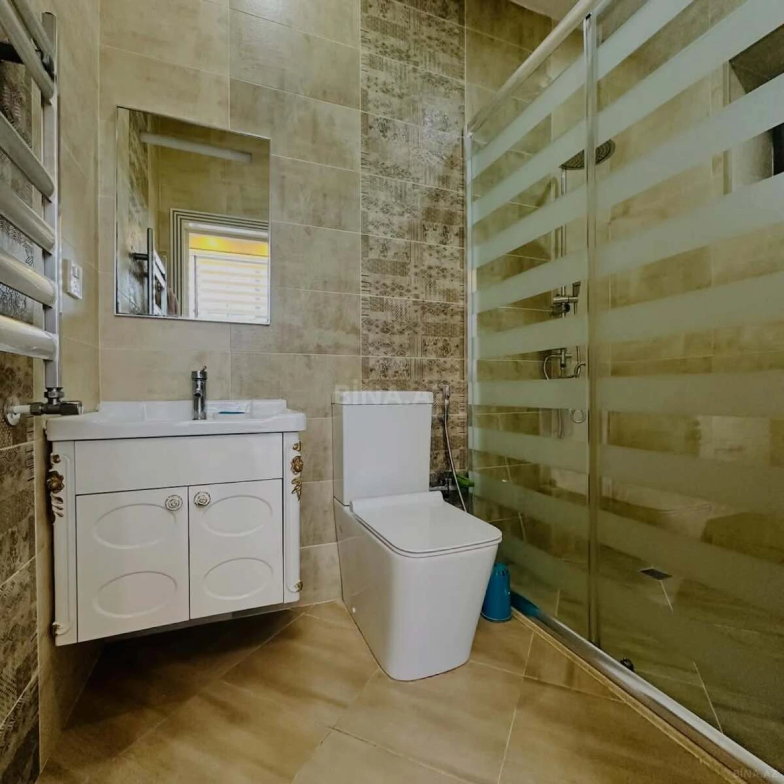 Kirayə verilir 5 otaqlı həyət evi 280 m²