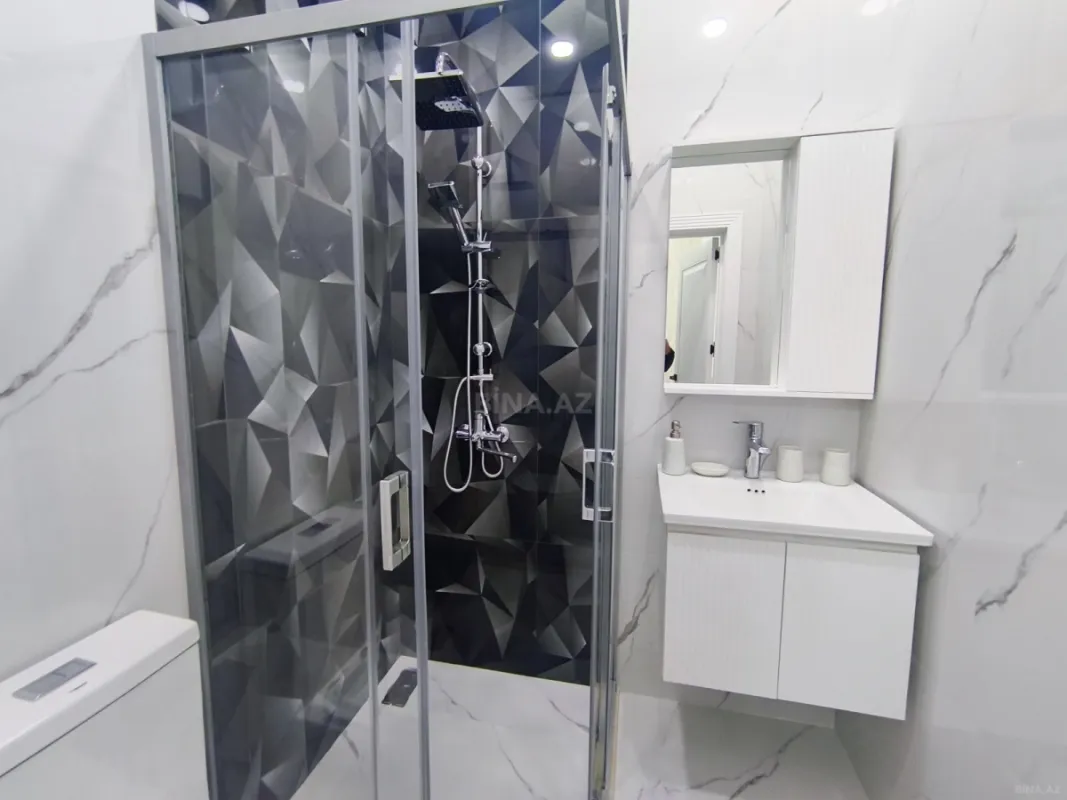 Satılır 4 otaqlı həyət evi 145 m²