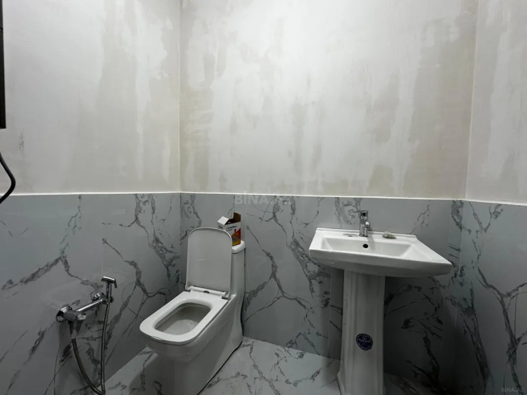 Satılır 4 otaqlı həyət evi 145 m²