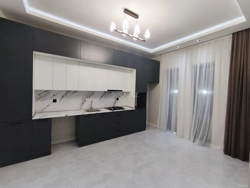 Satılır 4 otaqlı həyət evi 145 m²