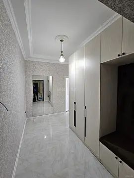 Kirayə verilir 2 otaqlı mənzil 75 m²