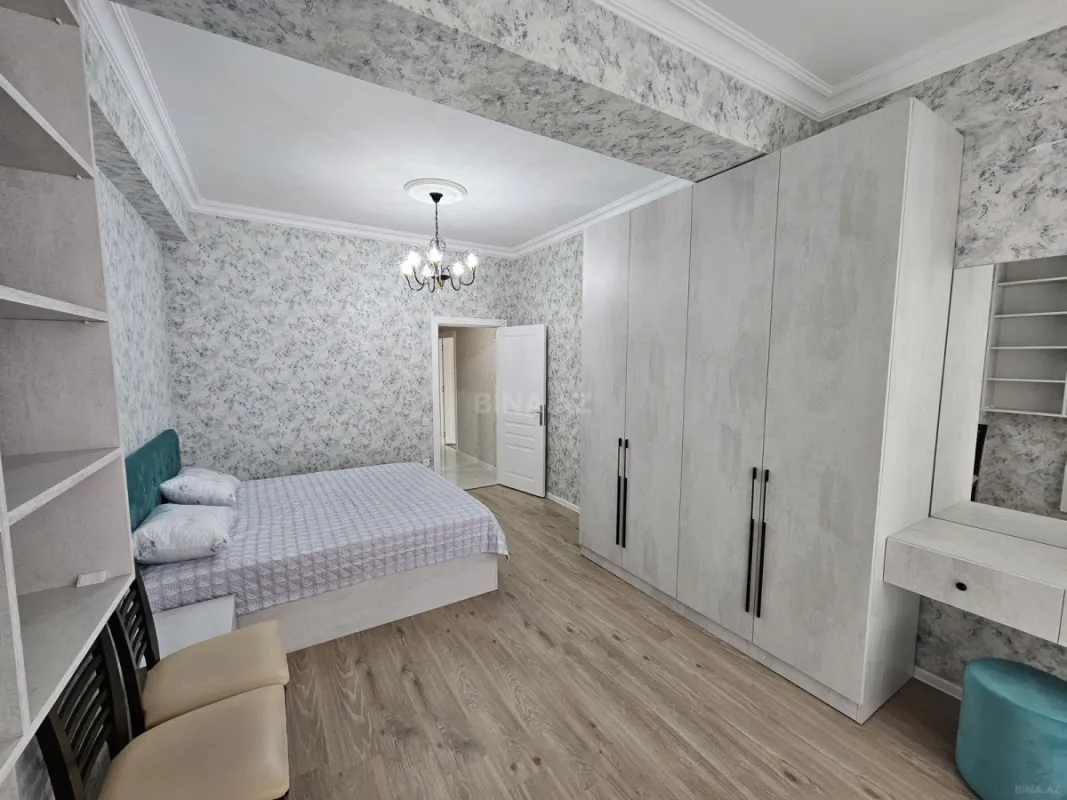 Kirayə verilir 2 otaqlı mənzil 75 m²