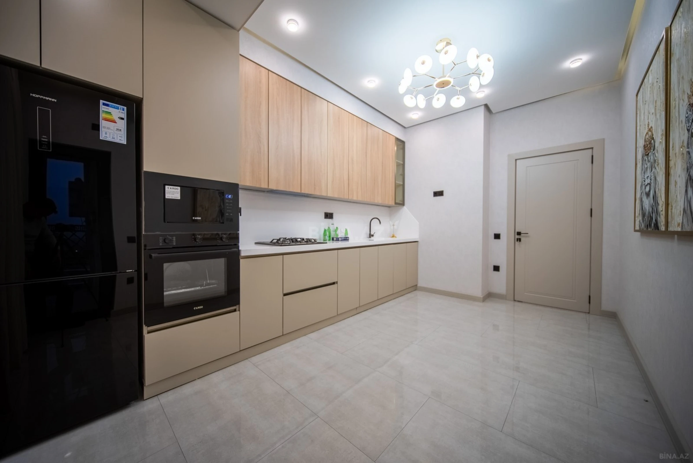 Satılır 2 otaqlı mənzil 78 m²