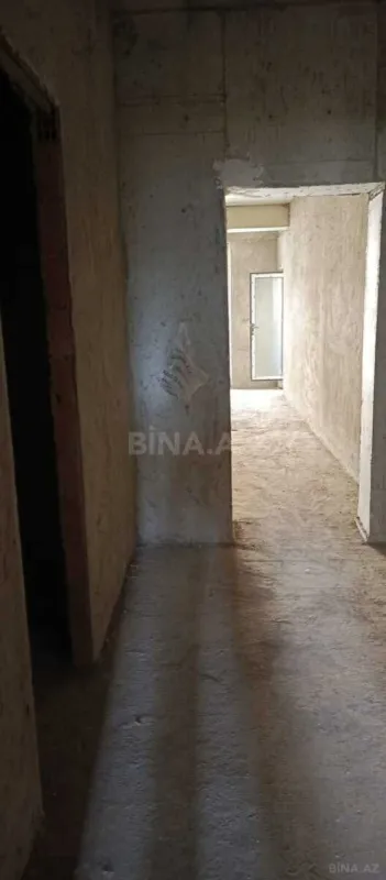 Satılır 3 otaqlı mənzil 157 m²