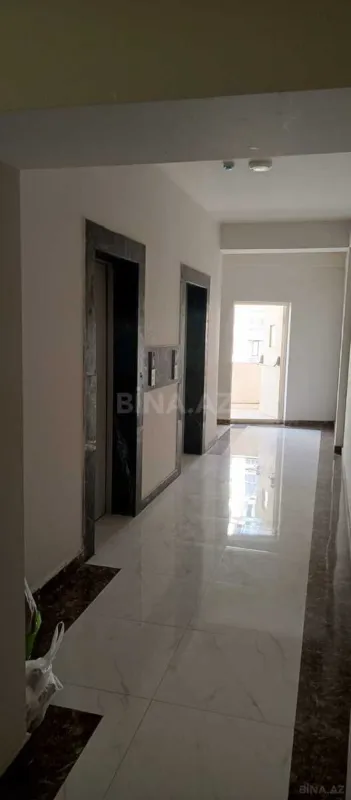 Satılır 3 otaqlı mənzil 157 m²