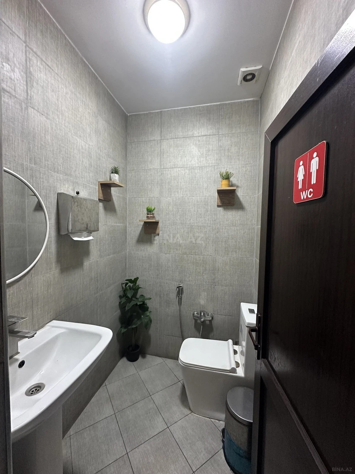 Kirayə verilir obyekt 55 m²