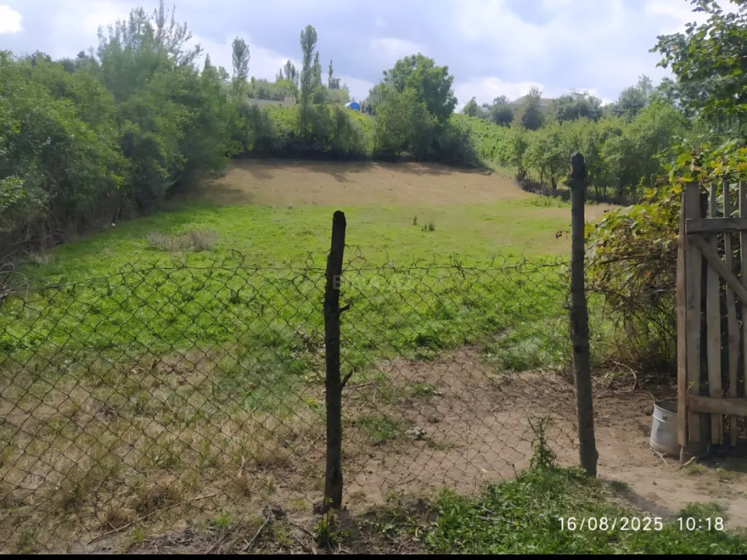 Satılır torpaq sahəsi 24 m²