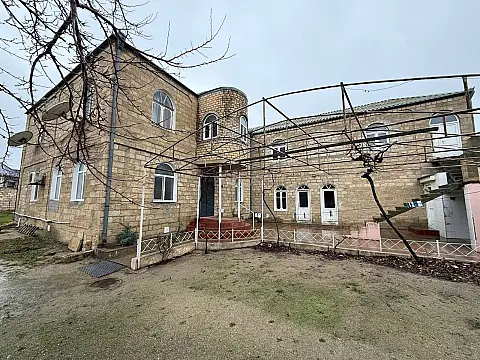 Satılır 12 otaqlı həyət evi 800 m² — Bakı, Novxanı 12 otaq 800.00 m²