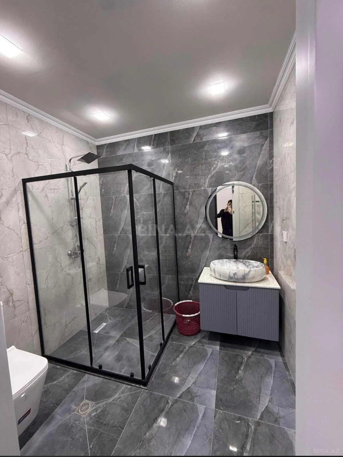 Kirayə verilir 4 otaqlı həyət evi 240 m²