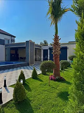 Kirayə verilir 4 otaqlı həyət evi 200 m²