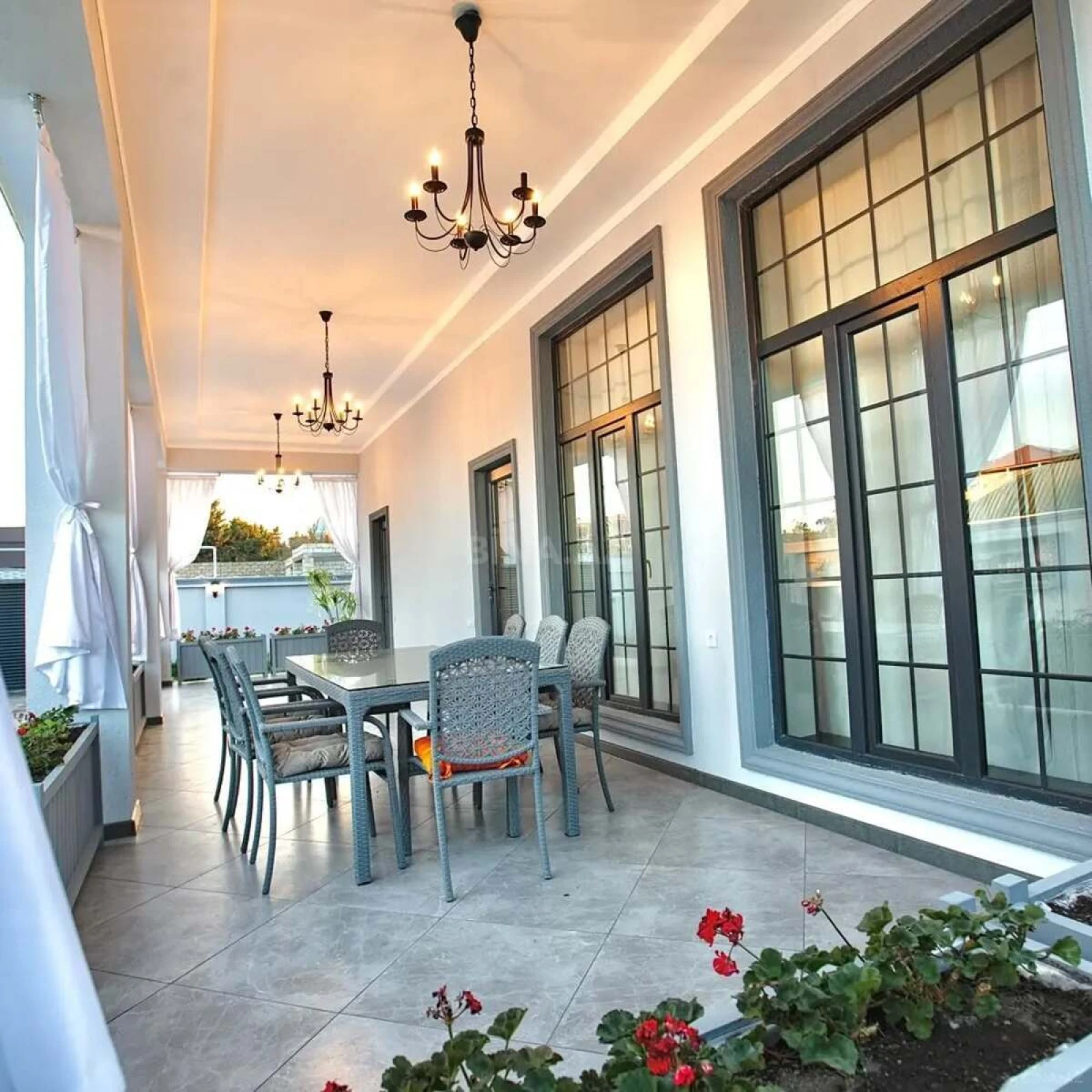 Kirayə verilir 4 otaqlı həyət evi 220 m²