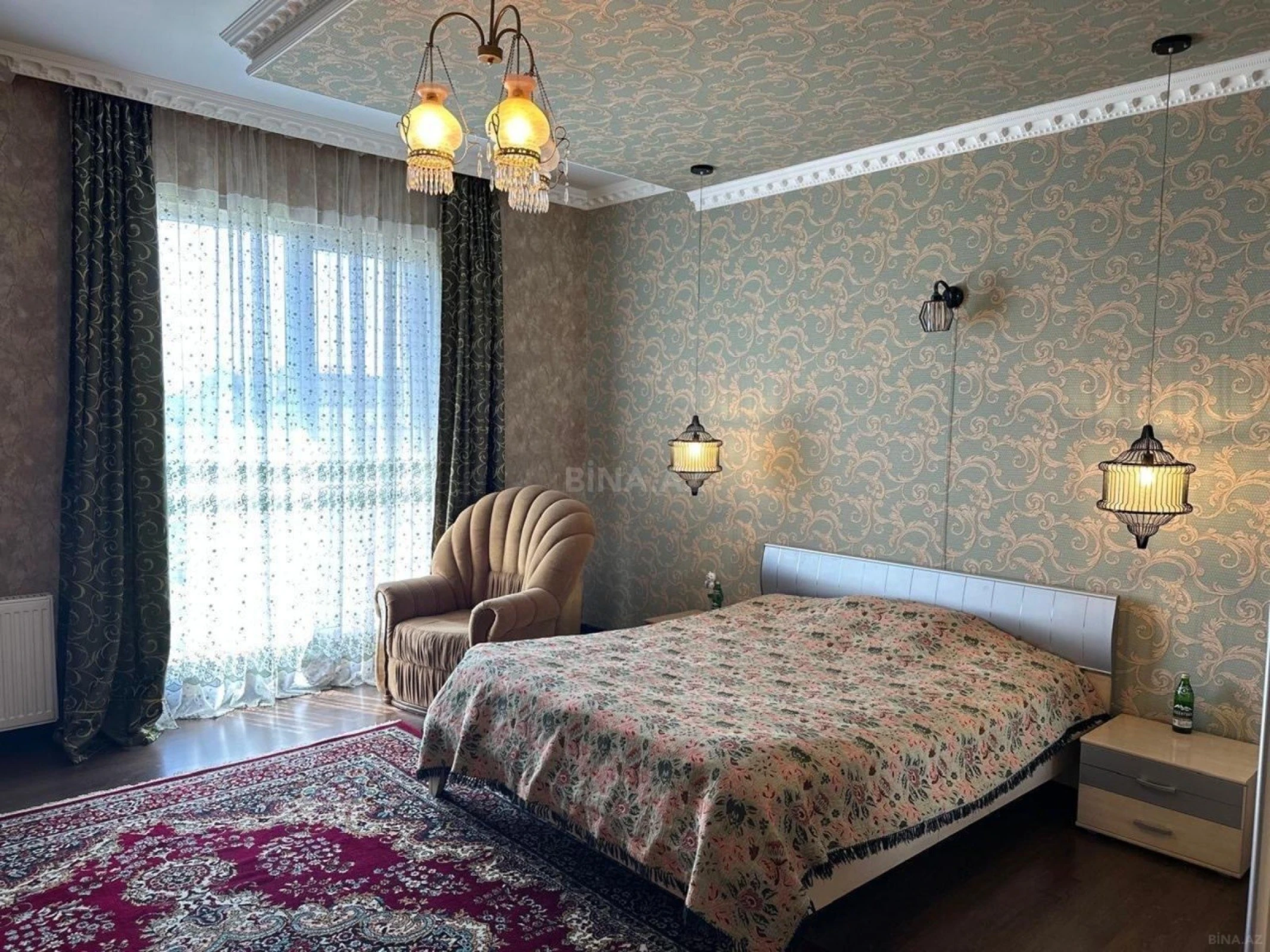 Kirayə verilir 5 otaqlı həyət evi 380 m²