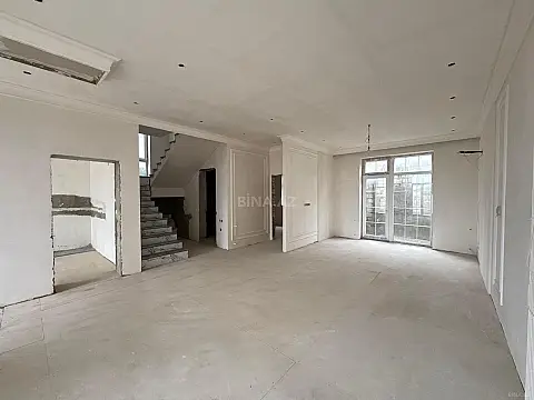Satılır 6 otaqlı həyət evi 309 m²