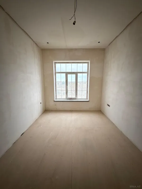 Satılır 6 otaqlı həyət evi 309 m²