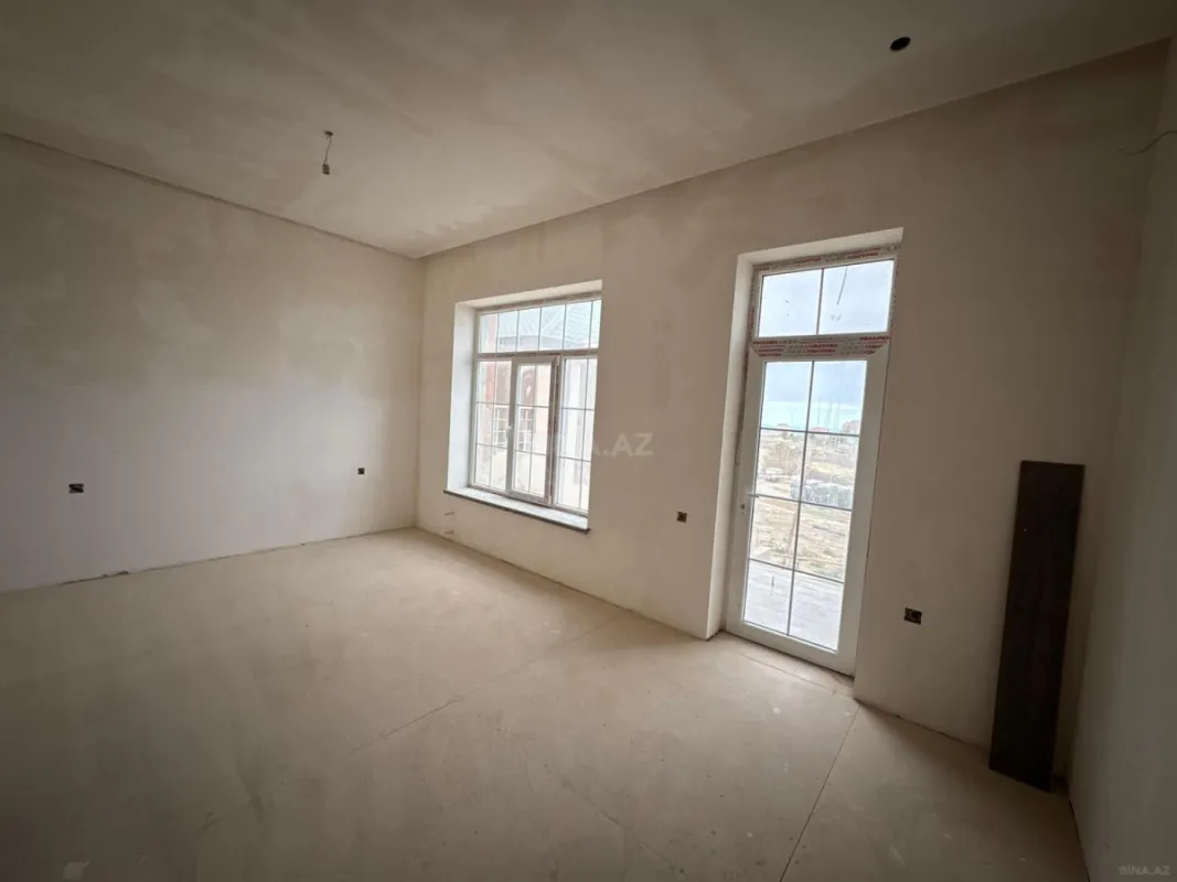 Satılır 6 otaqlı həyət evi 309 m²