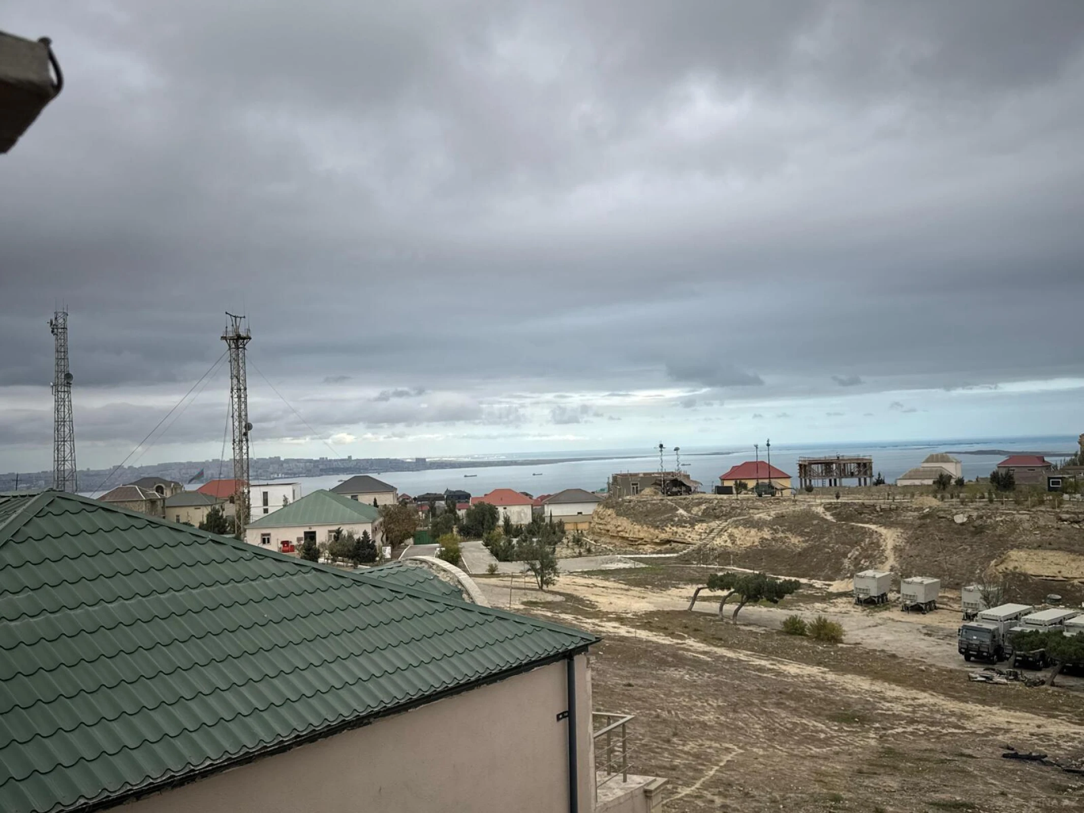 Satılır 6 otaqlı həyət evi 309 m²