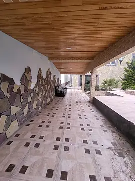 Satılır 12 otaqlı həyət evi 403 m²