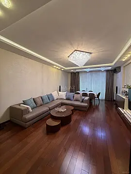 Satılır 4 otaqlı mənzil 175 m² — Bakı 4 otaq 175.00 m²