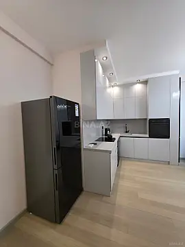 Satılır 2 otaqlı mənzil 68 m²