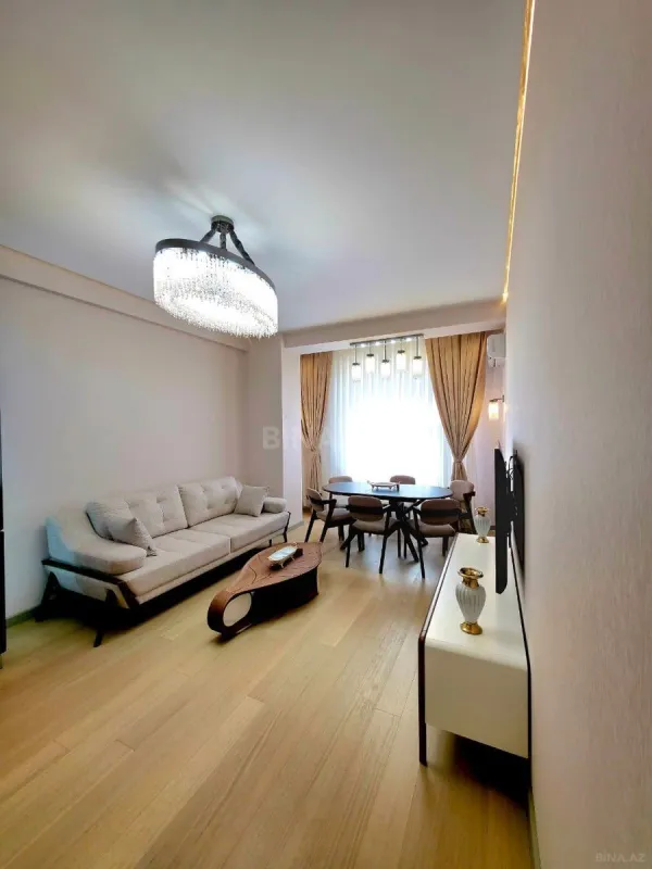 Satılır 2 otaqlı mənzil 68 m²