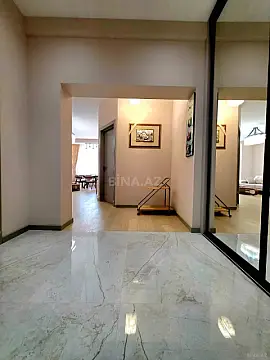 Satılır 2 otaqlı mənzil 68 m²