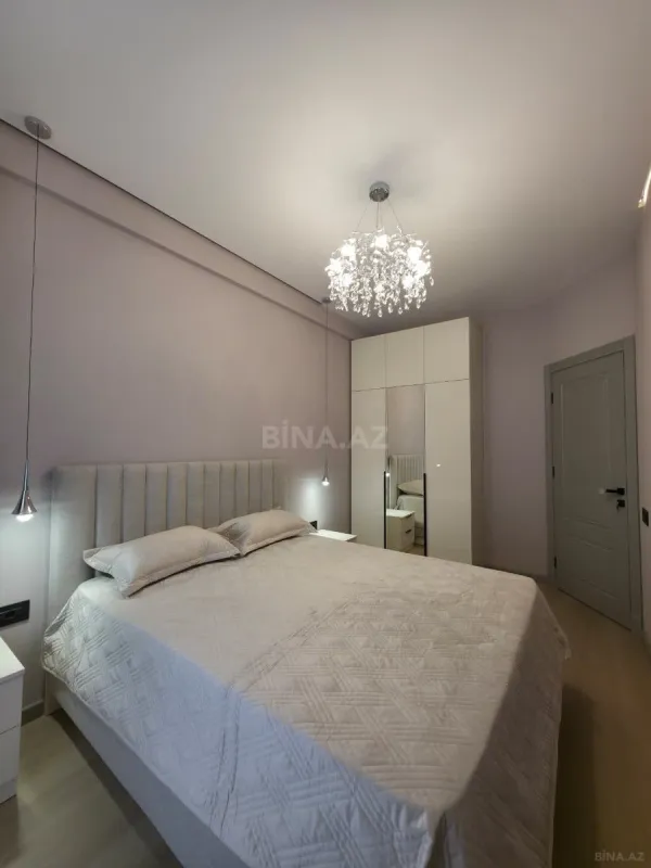 Satılır 2 otaqlı mənzil 68 m²