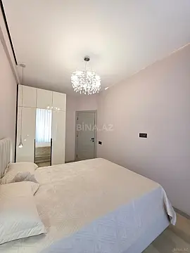 Satılır 2 otaqlı mənzil 68 m²