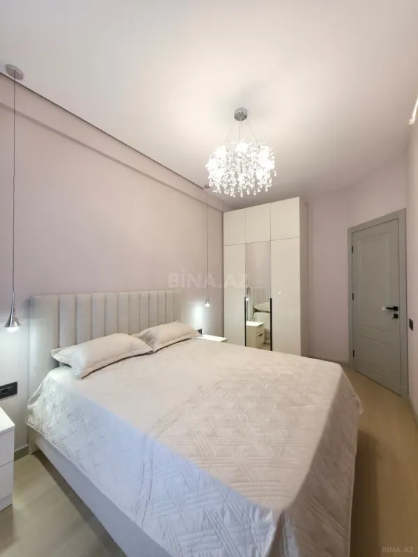 Satılır 2 otaqlı mənzil 68 m²