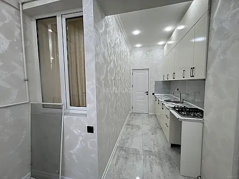 Satılır 2 otaqlı mənzil 76 m²