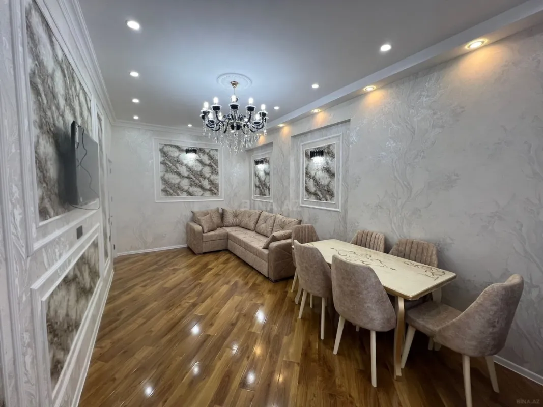 Satılır 2 otaqlı mənzil 76 m²