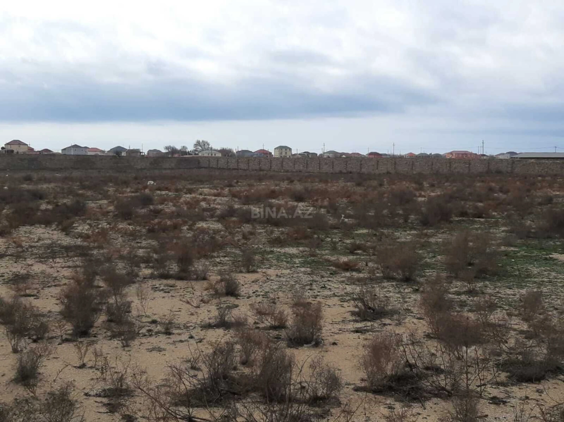 Satılır torpaq sahəsi 600 m²