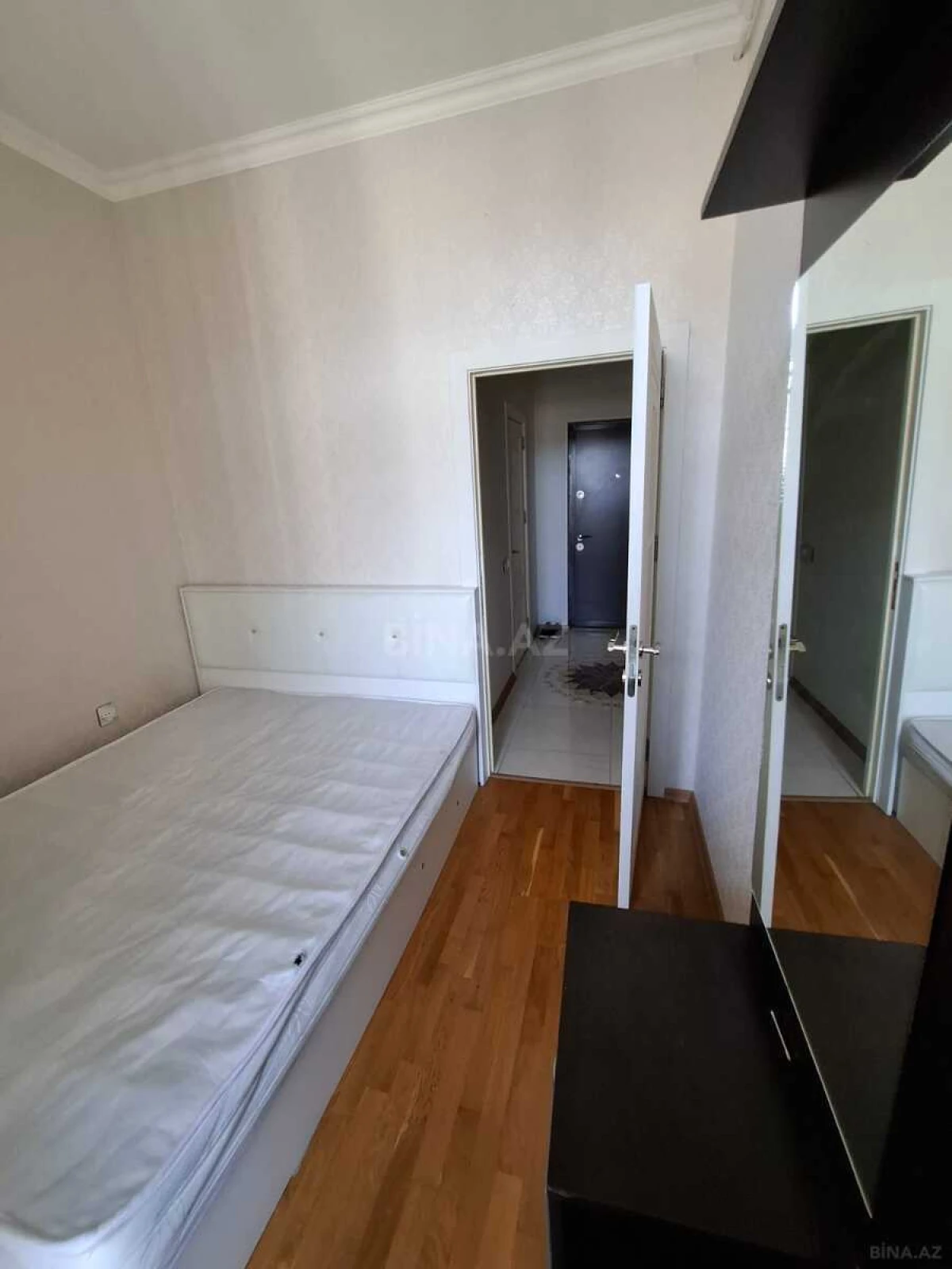 Satılır 2 otaqlı mənzil 45 m²