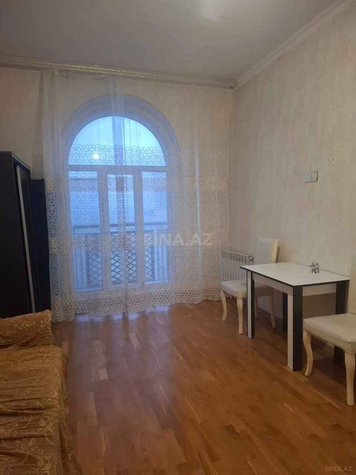 Satılır 2 otaqlı mənzil 45 m²