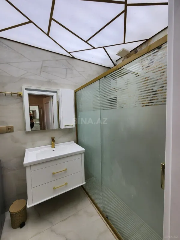 Kirayə verilir 2 otaqlı mənzil 65 m²